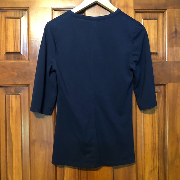 *3/$15* Victoria's Secret 3/4 Sleeve Henley Tee M - Picture 2 of 3